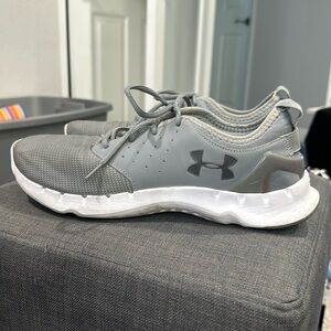 Men’s Under Armour trainers